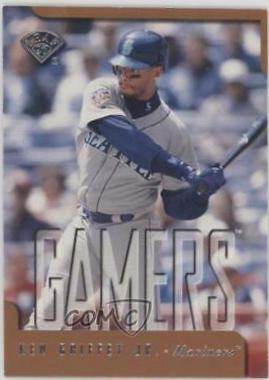 Ken Griffey Jr. #371 Baseball Cards 1997 Leaf