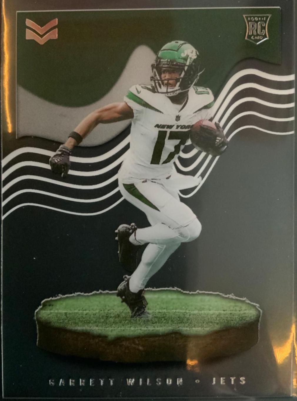 Garrett Wilson #MAG-28 Football Cards 2022 Panini Chronicles Magnitude