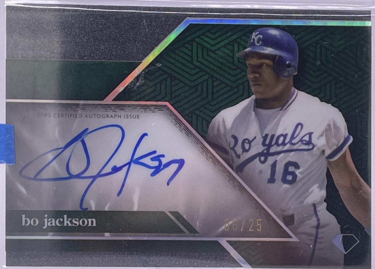 Bo Jackson #ACC-BJA Baseball Cards 2024 Topps Diamond Icons Autograph Chrome