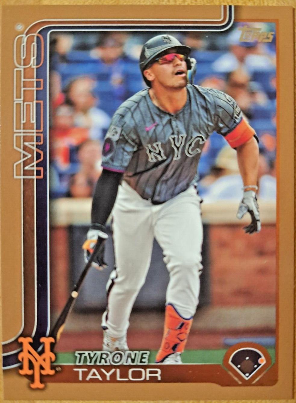 Tyrone Taylor [Gold] (2025 Topps)