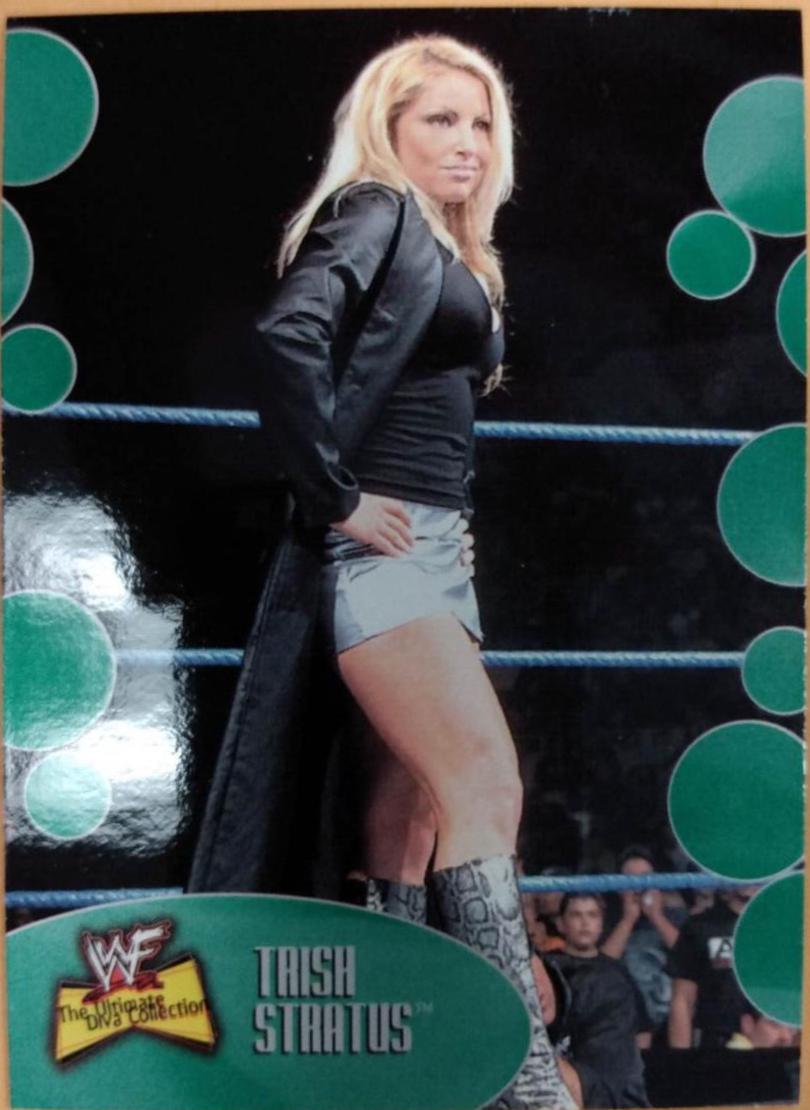 Trish Stratus #36 Wrestling Cards 2001 Fleer WWF The Ultimate Diva Collection