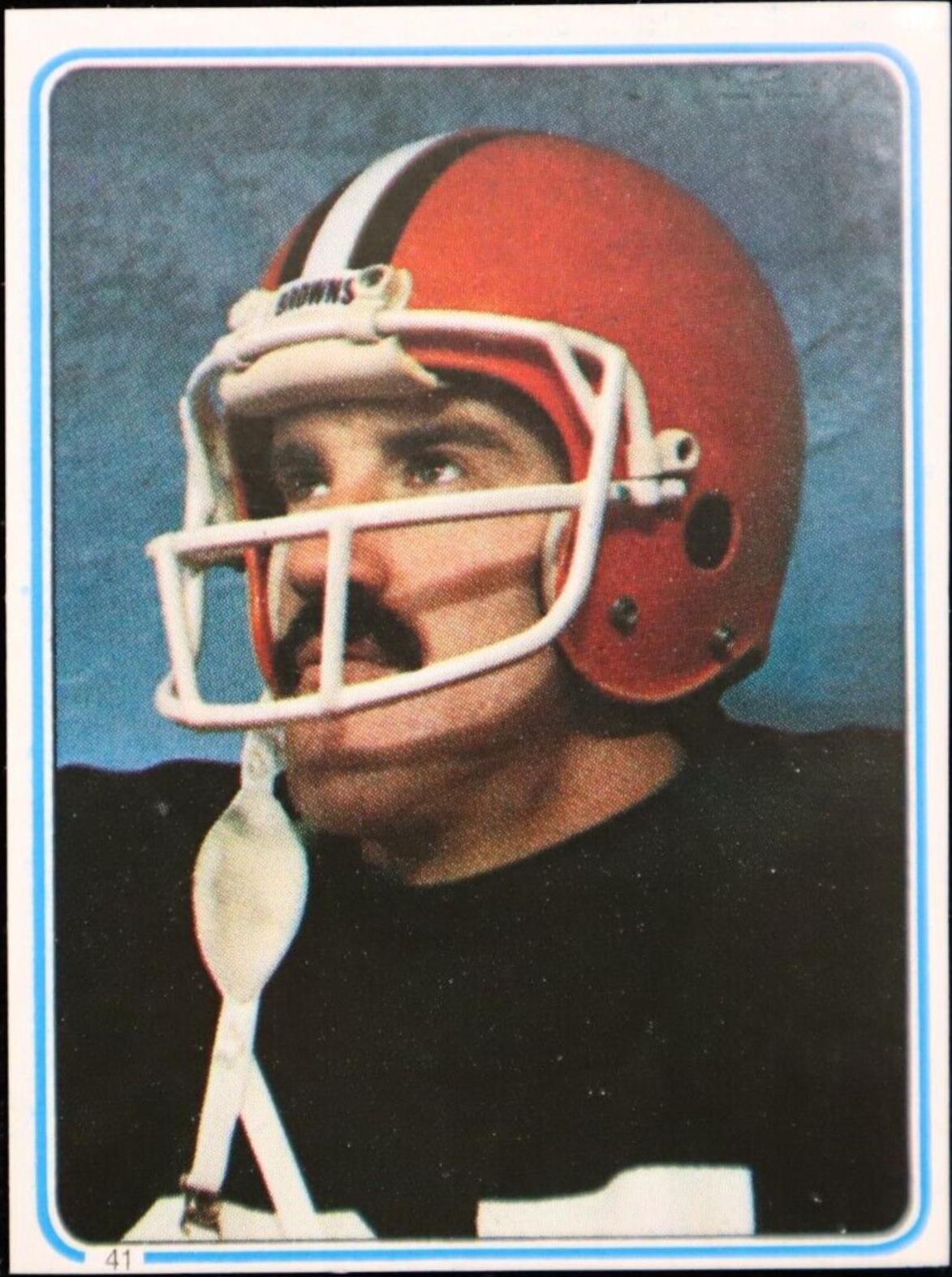 Dave Logan #41 Football Cards 1983 Topps Stickers