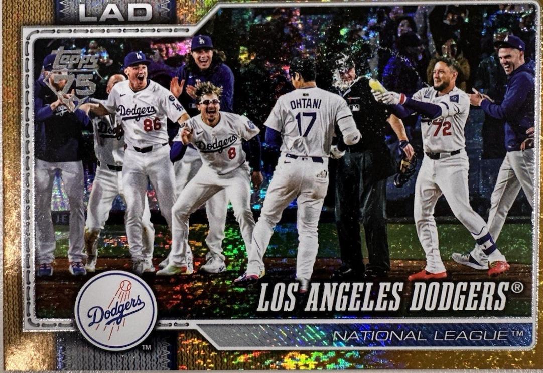 2026 Topps Los Angeles Dodgers [Gold Holo] #256 card