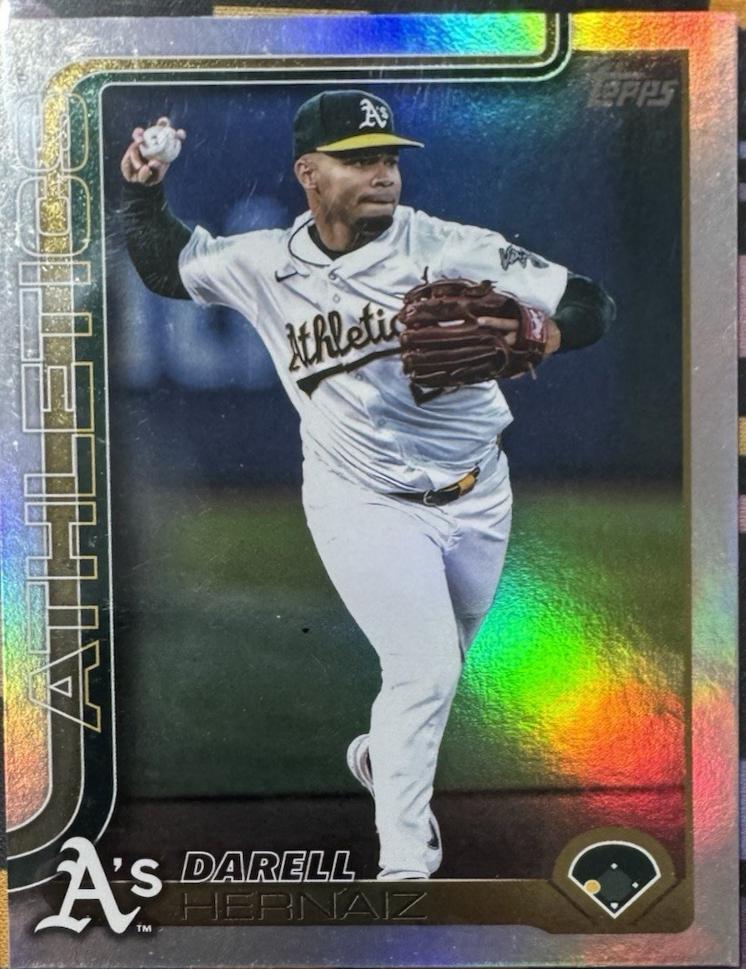 Darell Hernaiz [Rainbow Foil] #695