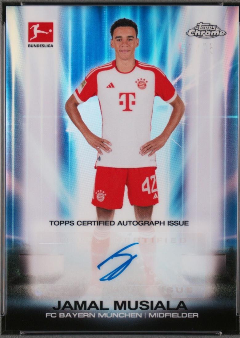 Jamal Musiala #UBA-JM Soccer Cards 2023 Topps Chrome Bundesliga Ultrabeam Autograph