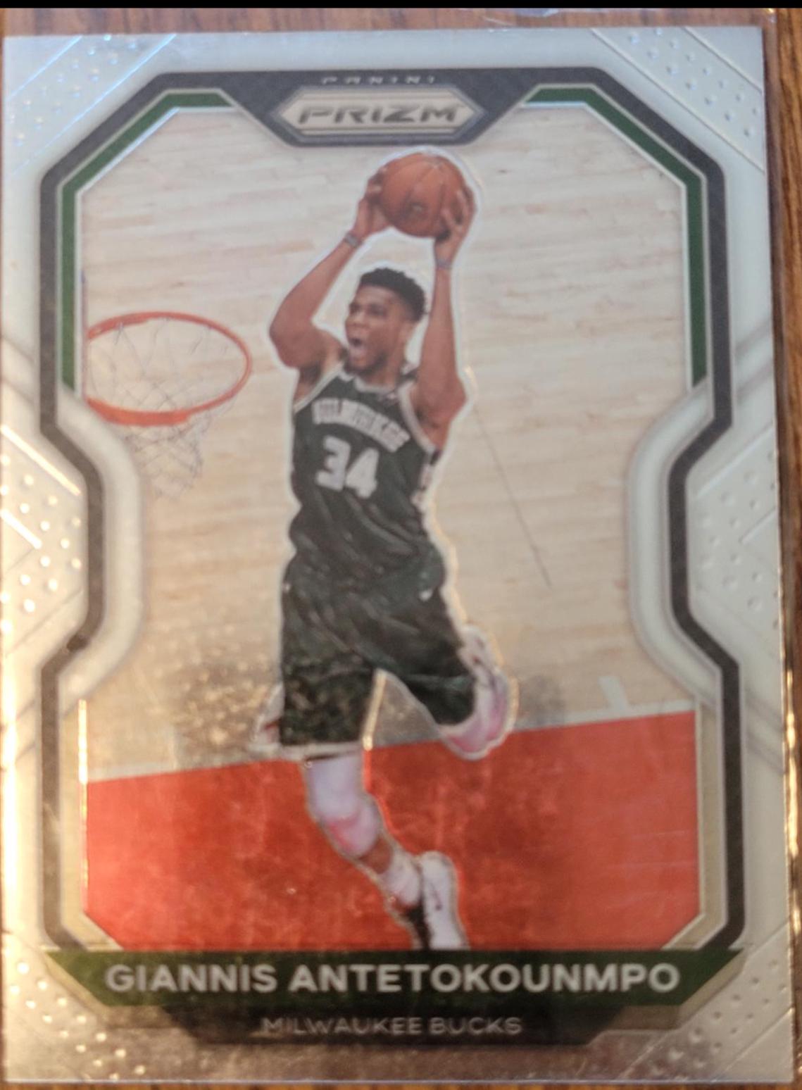 Giannis Antetokounmpo #111 Basketball Cards 2020 Panini Prizm