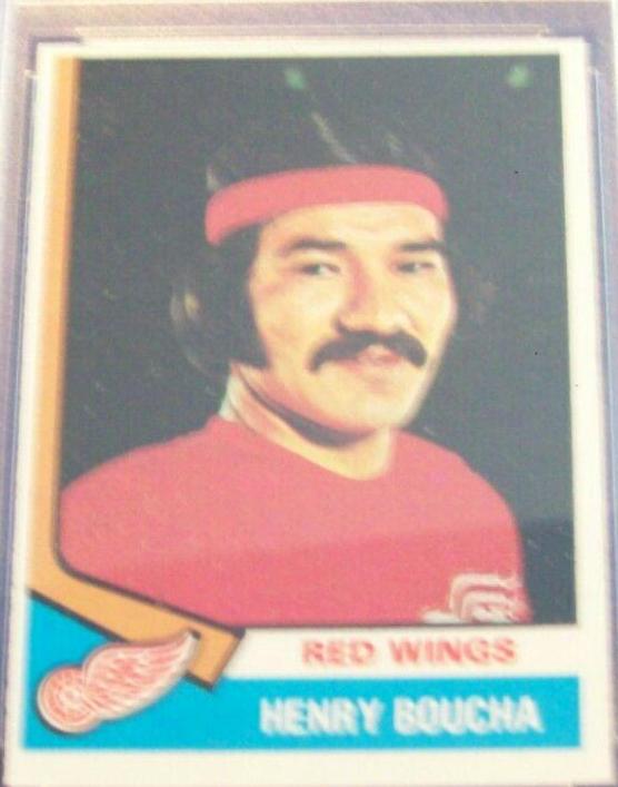 Henry Boucha #38 Hockey Cards 1974 Topps