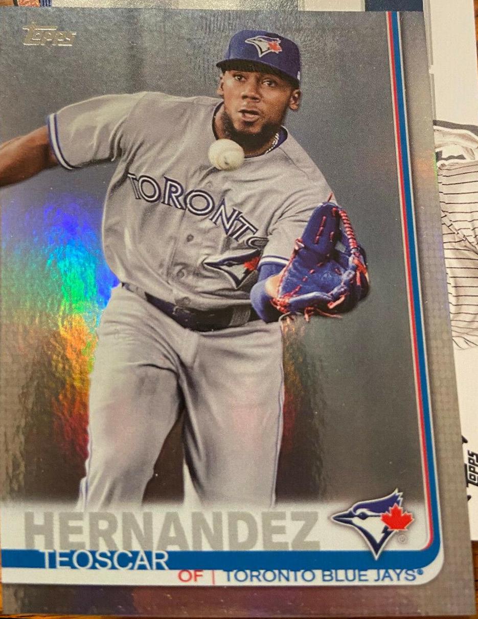 Teoscar Hernandez [Rainbow Foil] (2019 Topps)