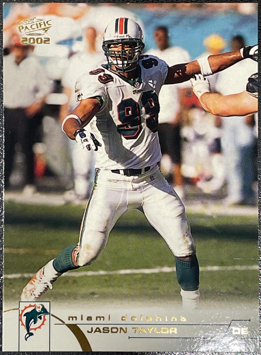 Jason Taylor #240 Football Cards 2002 Pacific