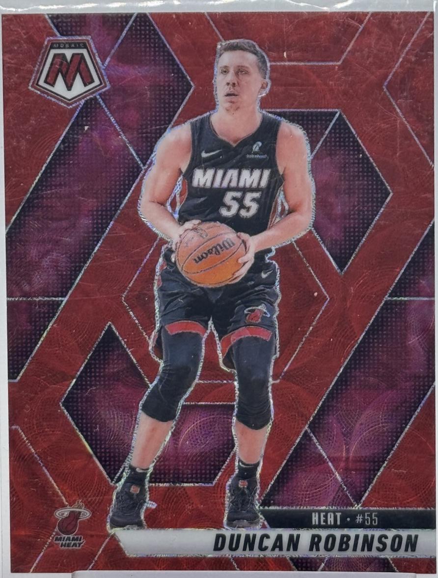 Duncan Robinson [International Red] #24