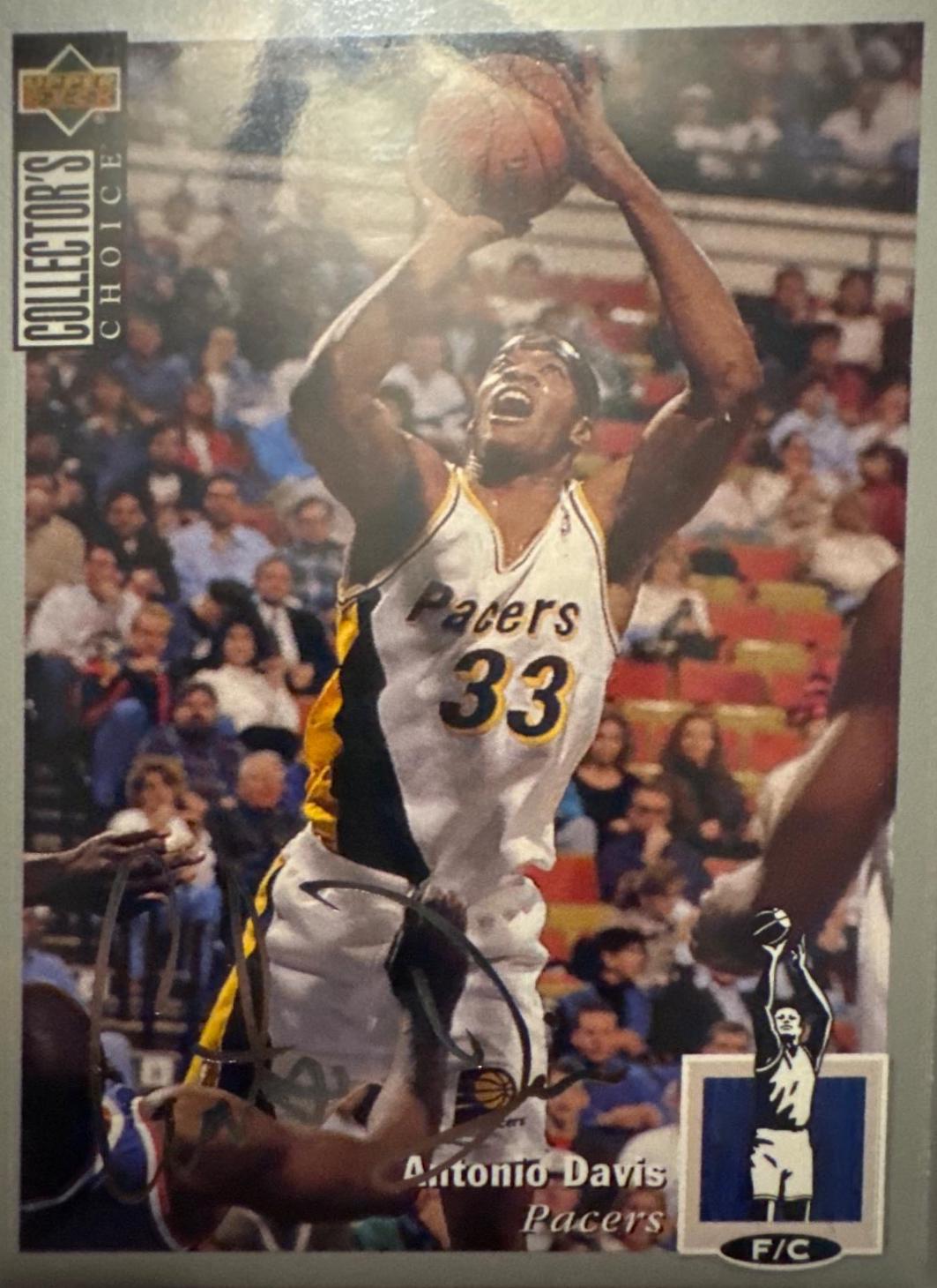 Antonio Davis [Silver Signature] #233