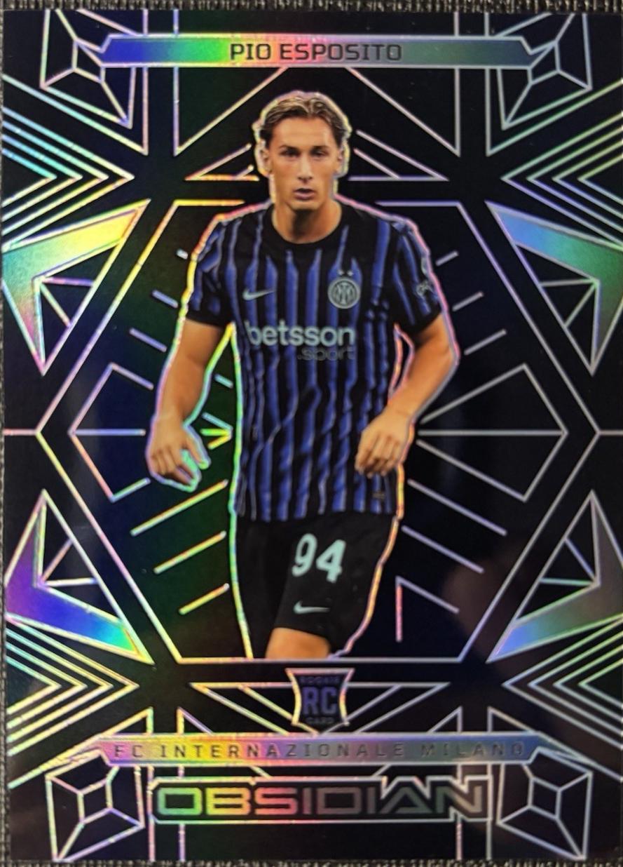 Pio Esposito #181 2025 Panini Obsidian Soccer