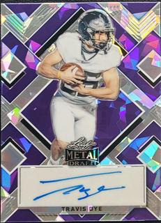 Travis Dye