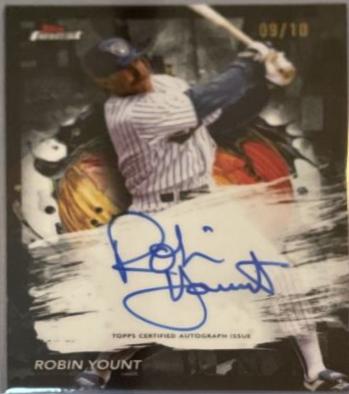 Robin Yount [Black Refractor] #FA-RY
