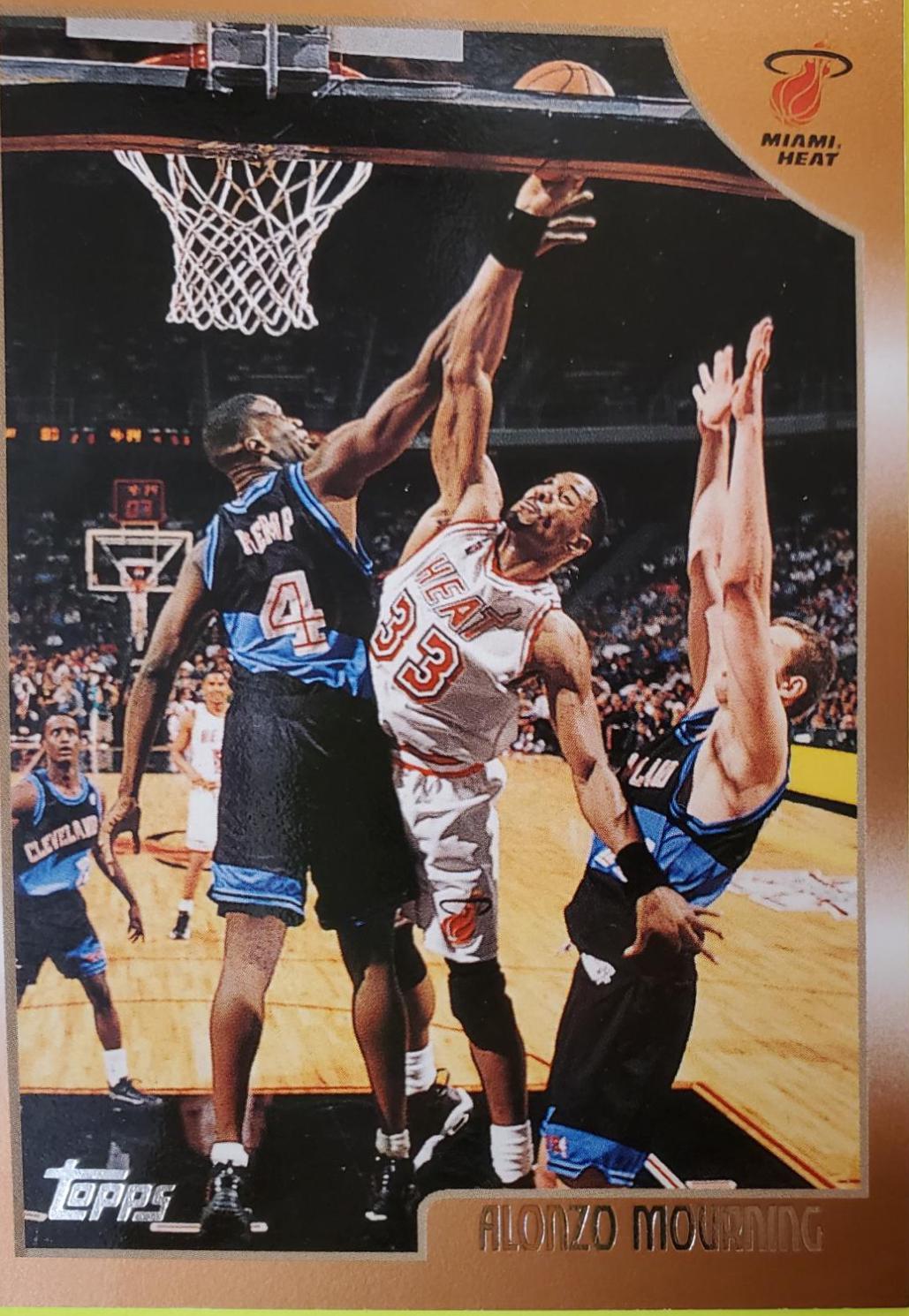 Alonzo Mourning #20 Basketball Cards 1998 Topps Chrome