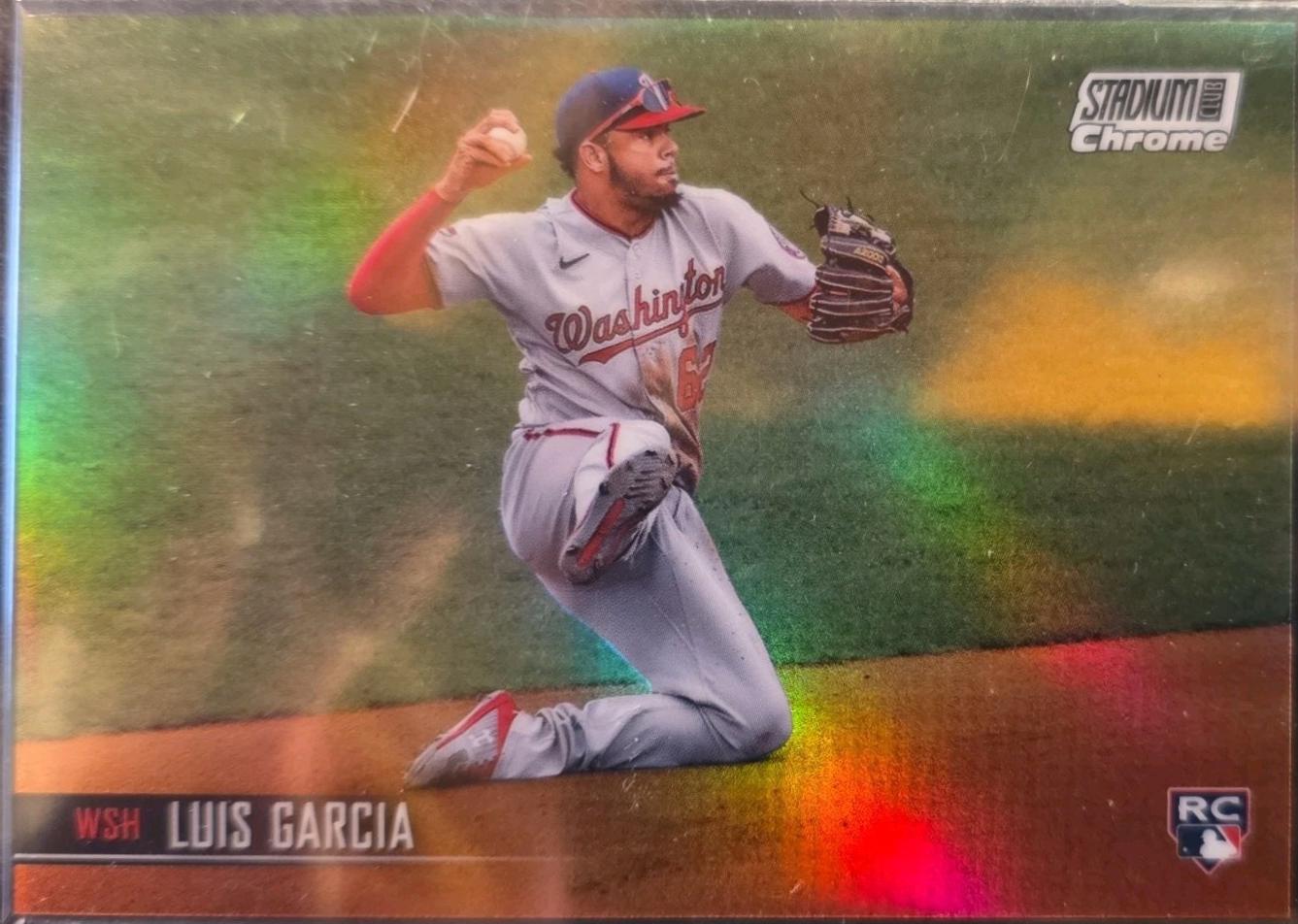 Luis Garcia [White Refractor Variation] #97