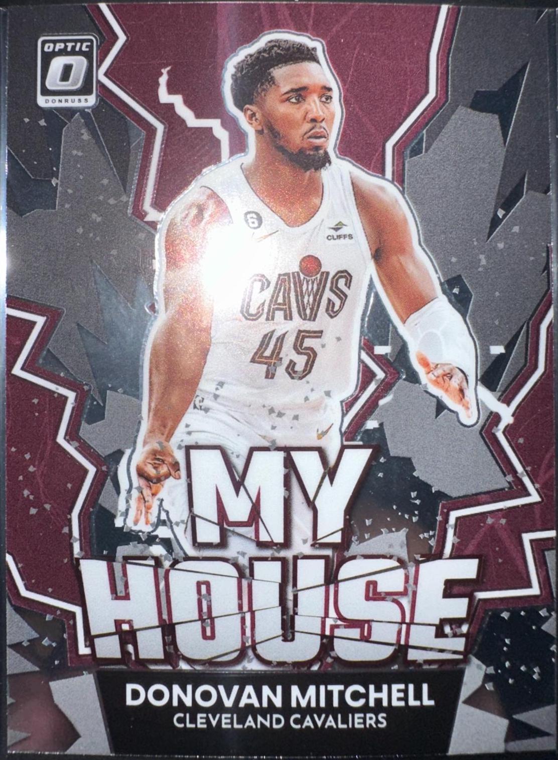 Donovan Mitchell #1 Basketball Cards 2022 Panini Donruss Optic My House