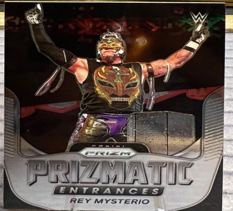 Rey Mysterio #8 Wrestling Cards 2022 Panini Prizm WWE Prizmatic Entrances
