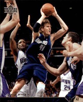 Dirk Nowitzki #43 Basketball Cards 2003 Upper Deck