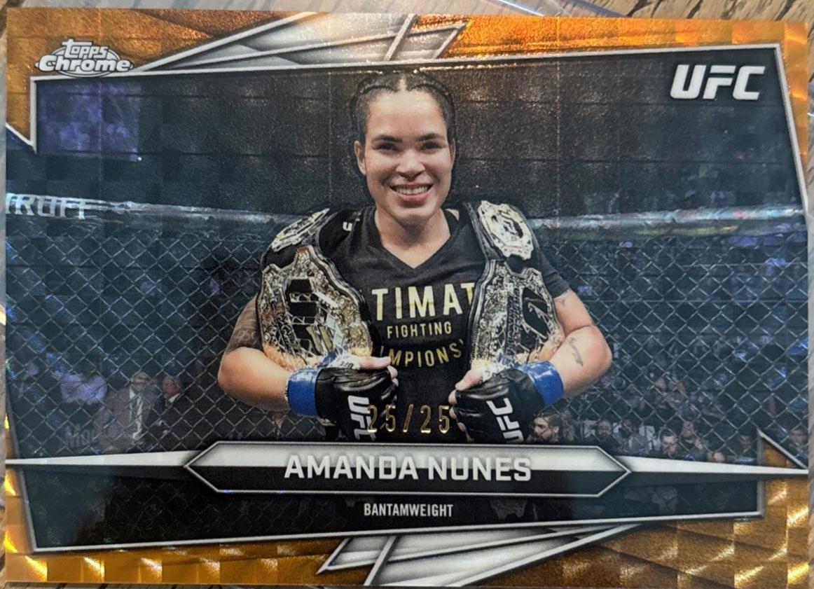 Amanda Nunes [Gold Geometric Refractor] #195