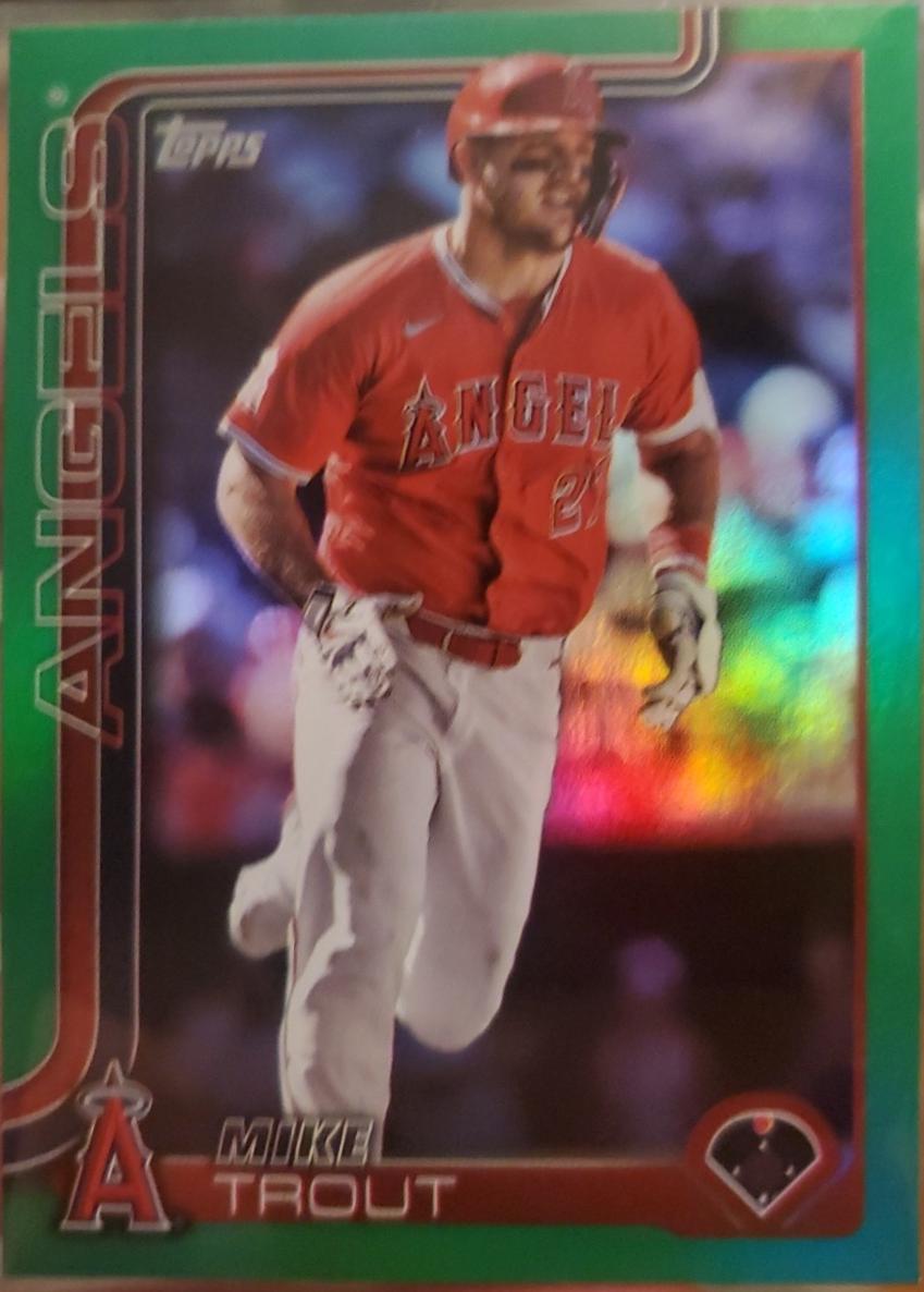Mike Trout [Green Foil Flagship Real One Autograph] #200