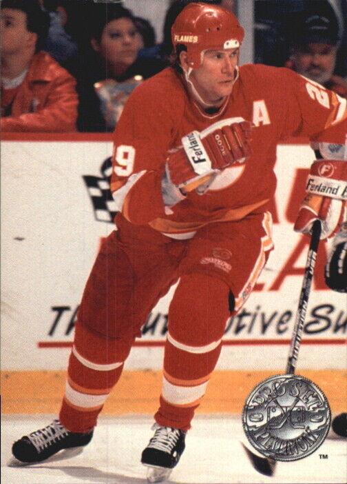 Joel Otto #17 Hockey Cards 1991 Pro Set Platinum