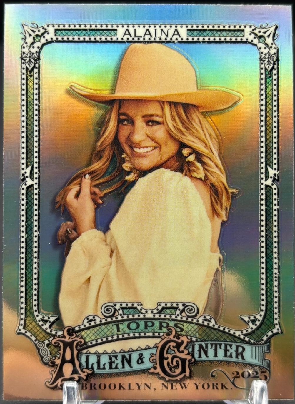 2025 Lauren Alaina [Refractor Chrome Variation] #252
