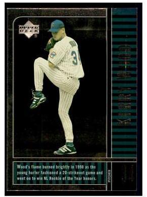 Kerry Wood #20 Baseball Cards 2000 Upper Deck Legends