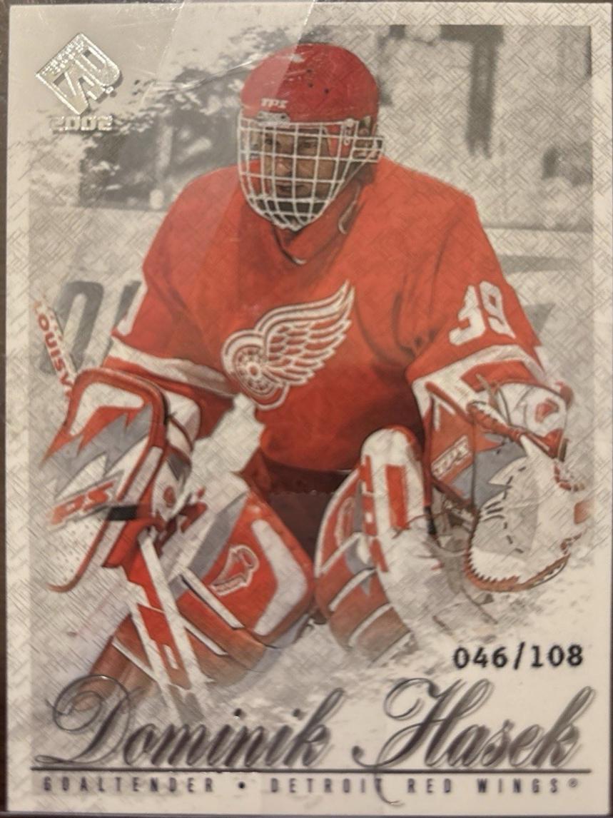 Dominik Hasek #33 2001 Pacific Private Stock Hockey