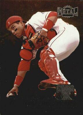 Ivan Rodriguez #4 Baseball Cards 1998 Metal Universe