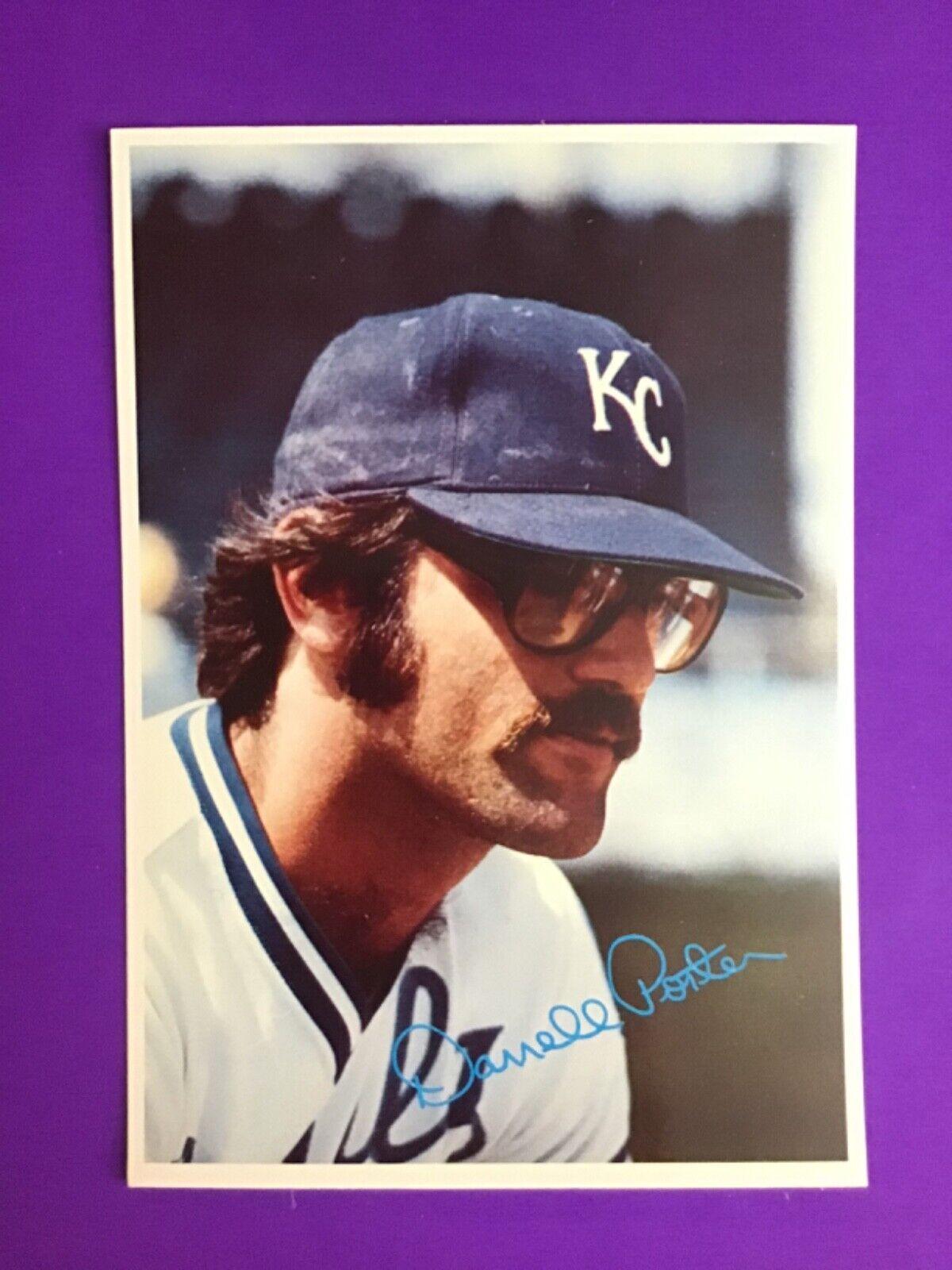 Darrell Porter #39 1980 Topps Superstar 5x7 Photos Baseball