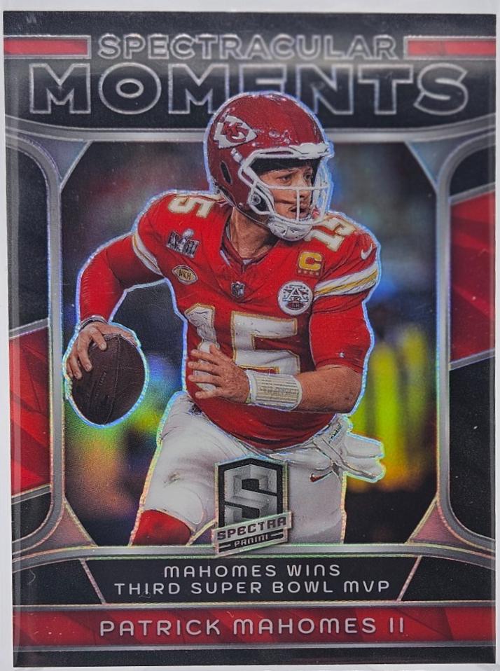 Patrick Mahomes II #SM-PM Football Cards 2024 Panini Spectra Spectracular Moments