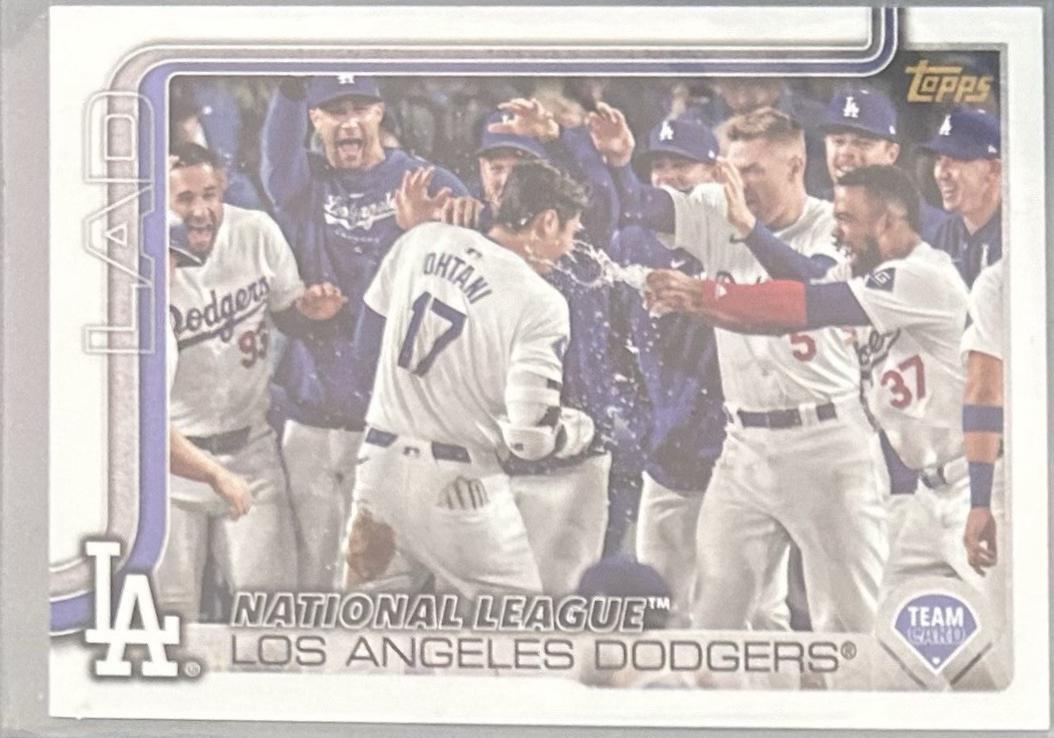 Los Angeles Dodgers [Golden Mirror Image Variation] #302  display picture 1