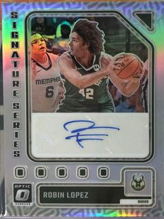 Robin Lopez