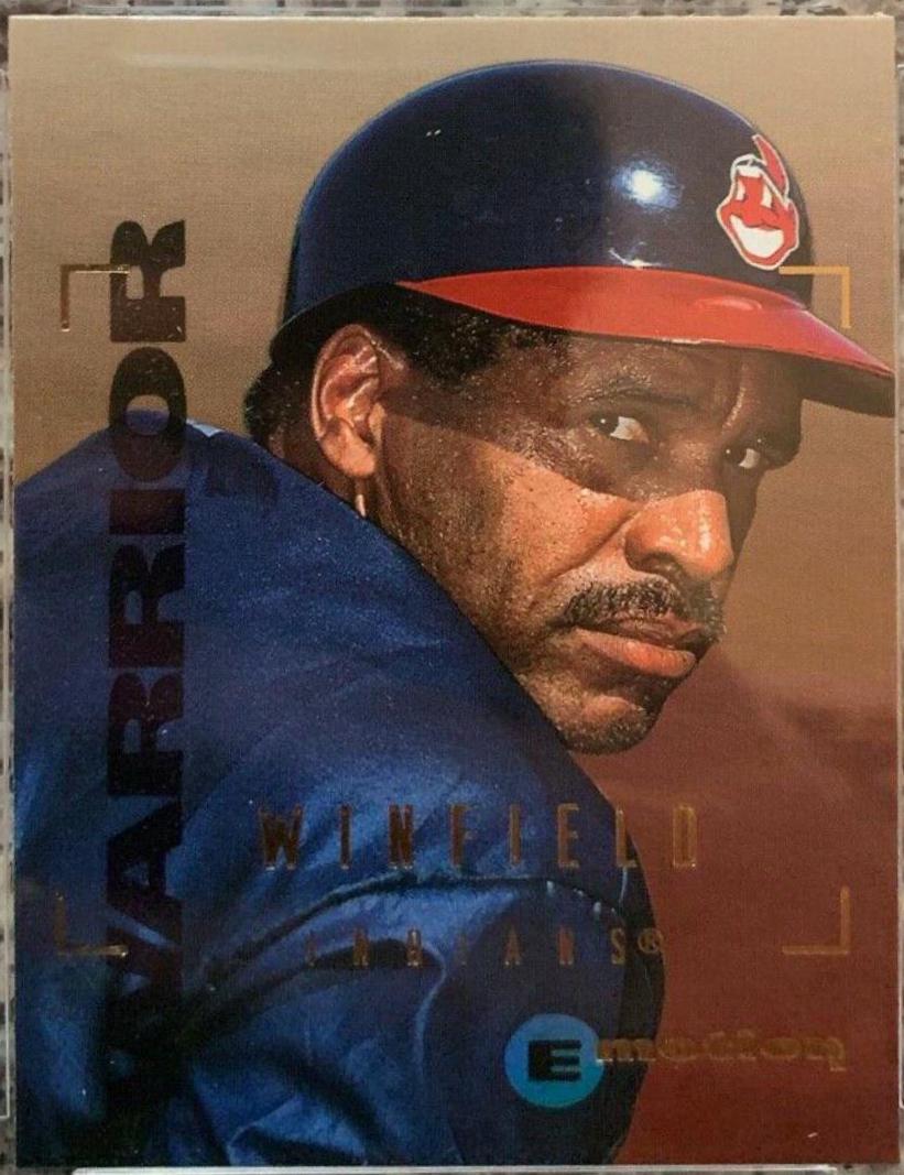 Dave Winfield #40 Baseball Cards 1995 Emotion