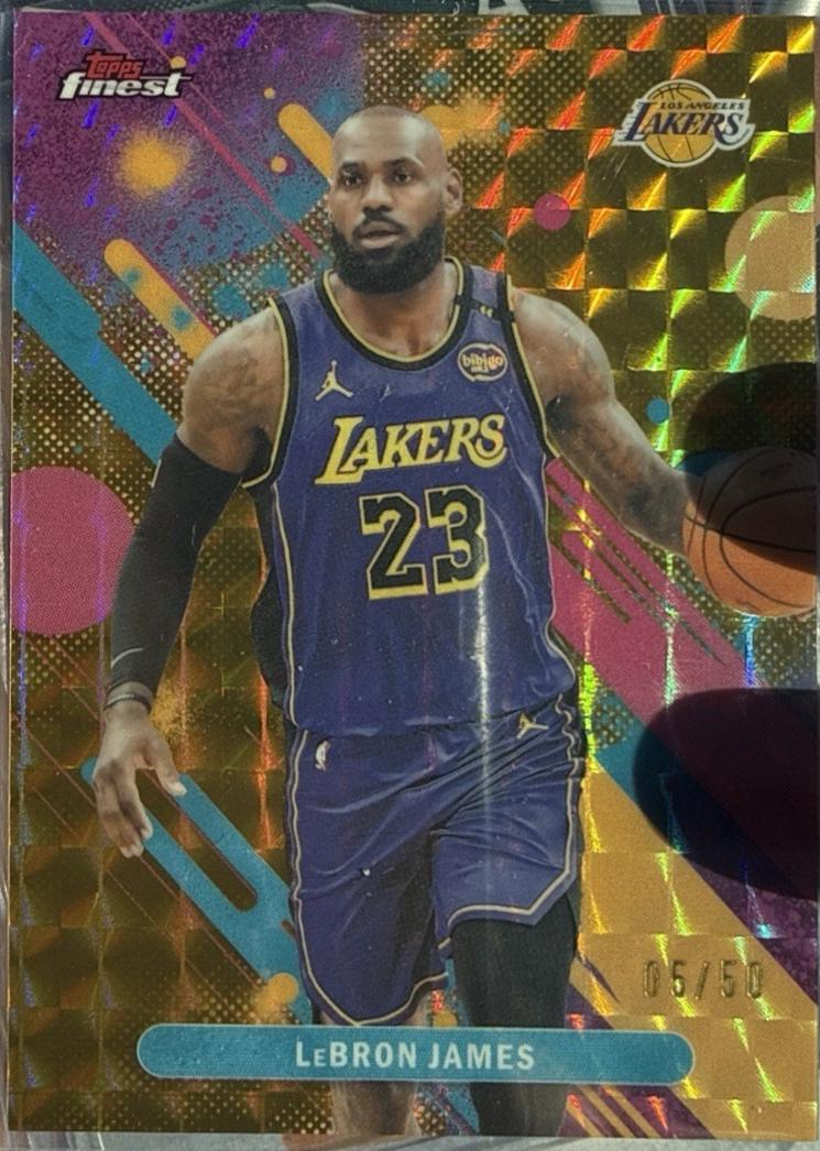 LeBron James [Gold Geometric Refractor] #79