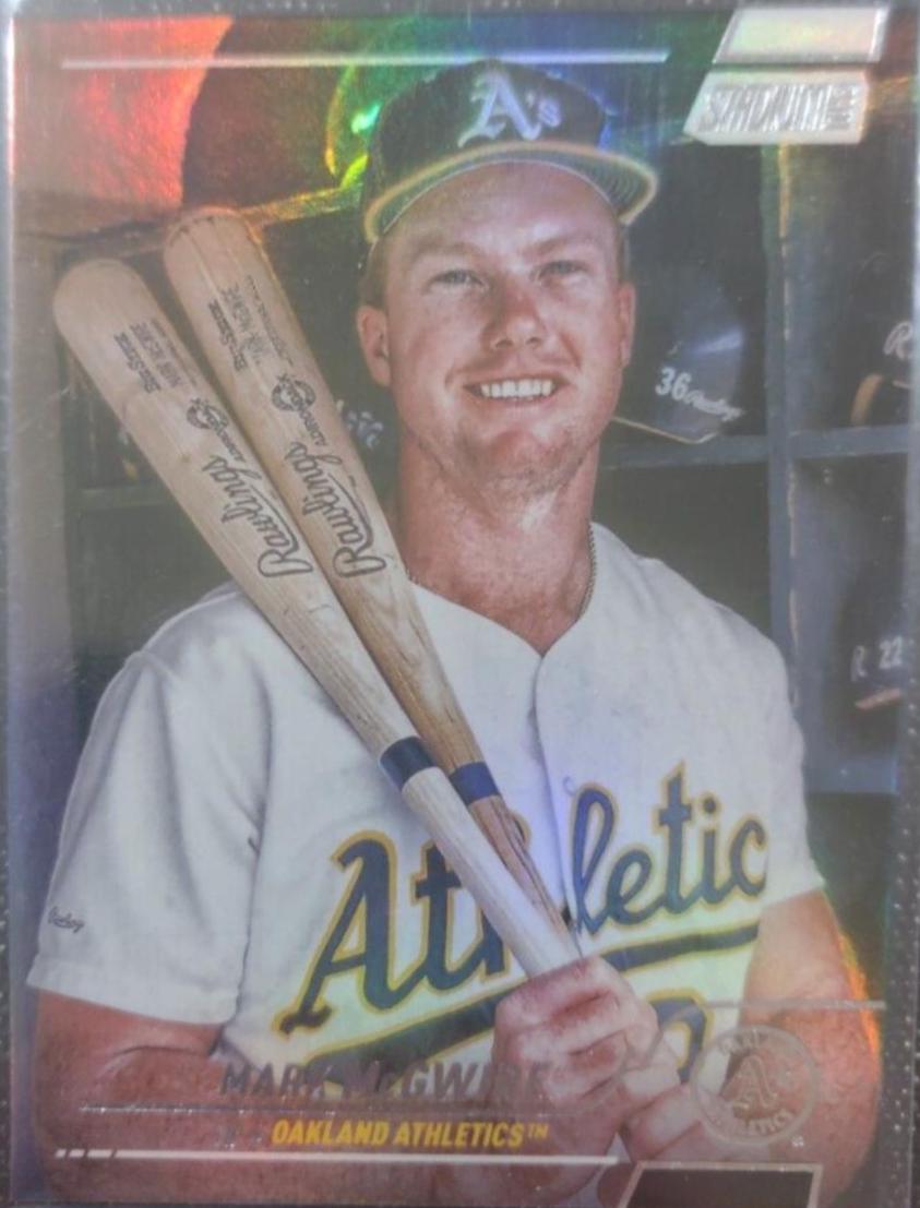 Mark McGwire [Rainbow Foil] #272