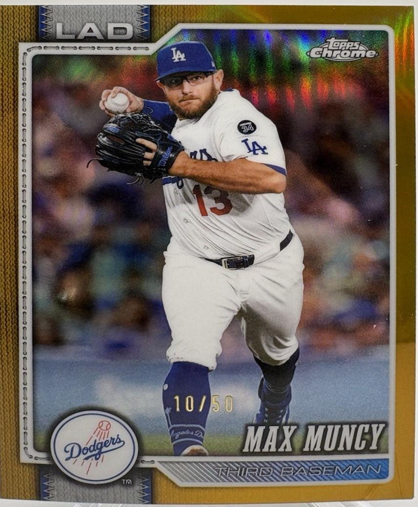 Max Muncy [Gold Refractor] (2026 Topps Chrome)