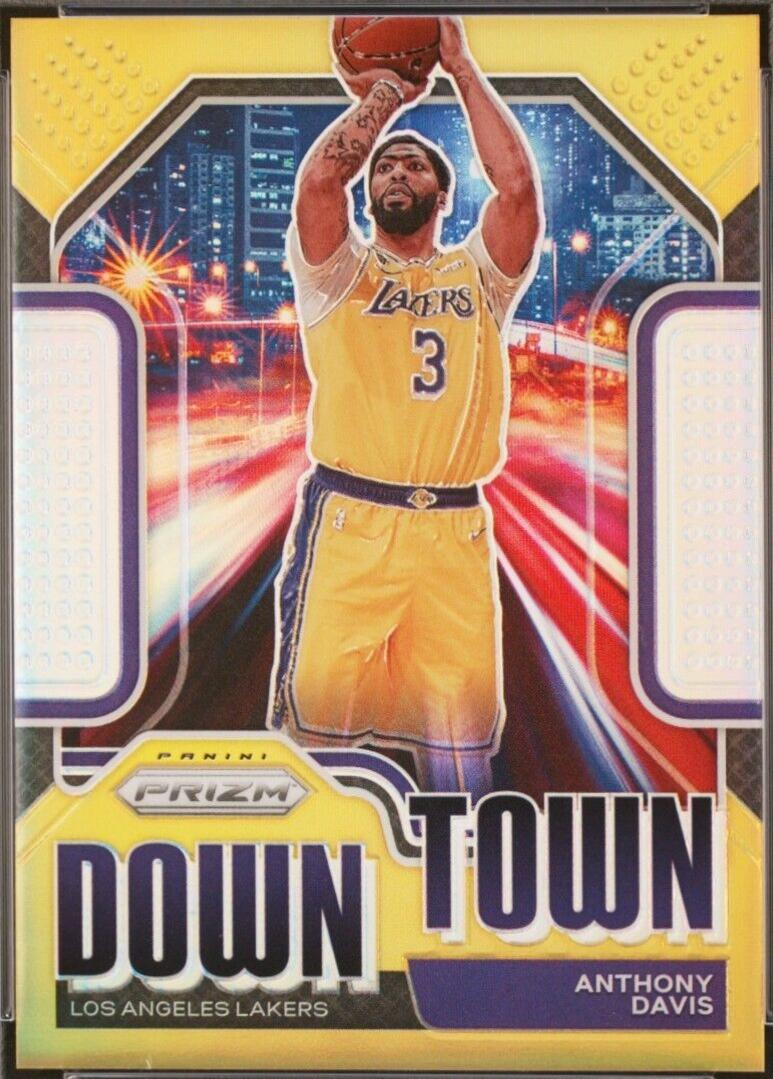 Anthony Davis [Gold Prizm] #15