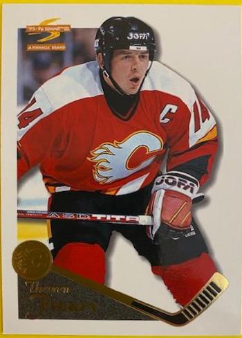Theoren Fleury #8 Hockey Cards 1995 Pinnacle Summit