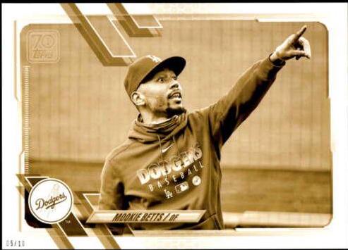 Mookie Betts [5x7 Gold] #13