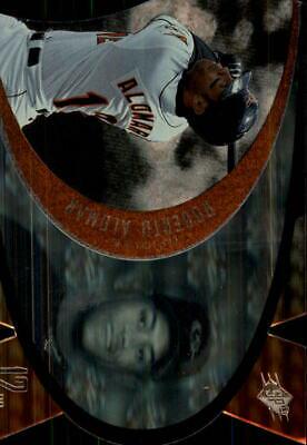 Roberto Alomar #9 Baseball Cards 1997 Spx