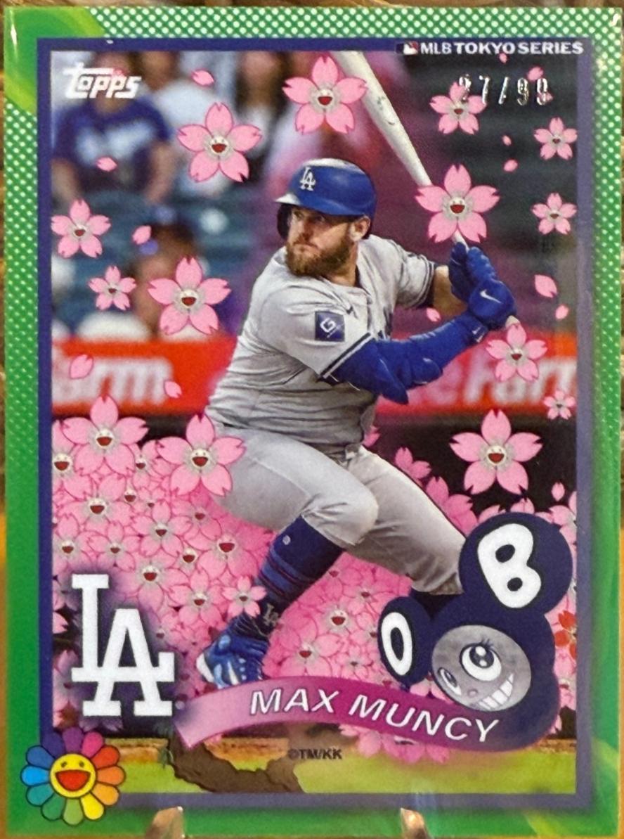 Max Muncy [Green] #23