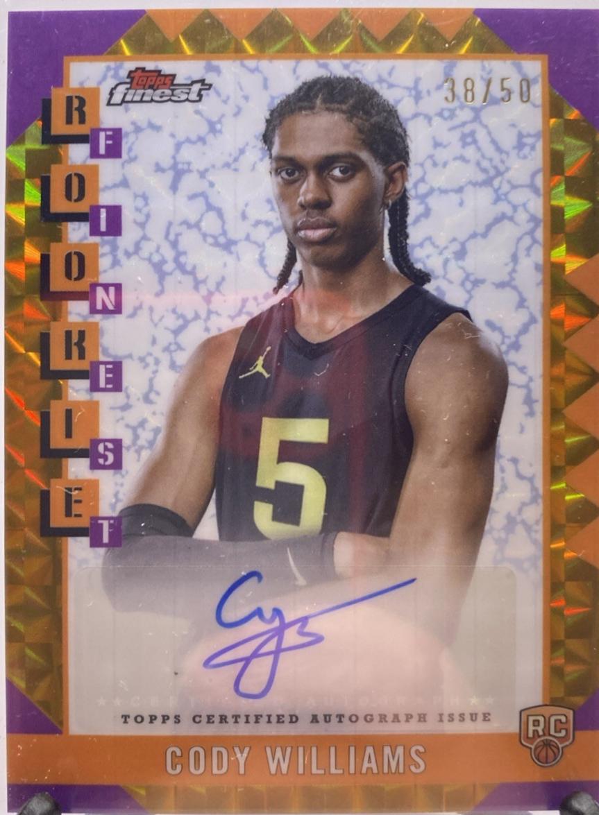 Cody Williams [Gold Geometric Refractor] #RFA-CW