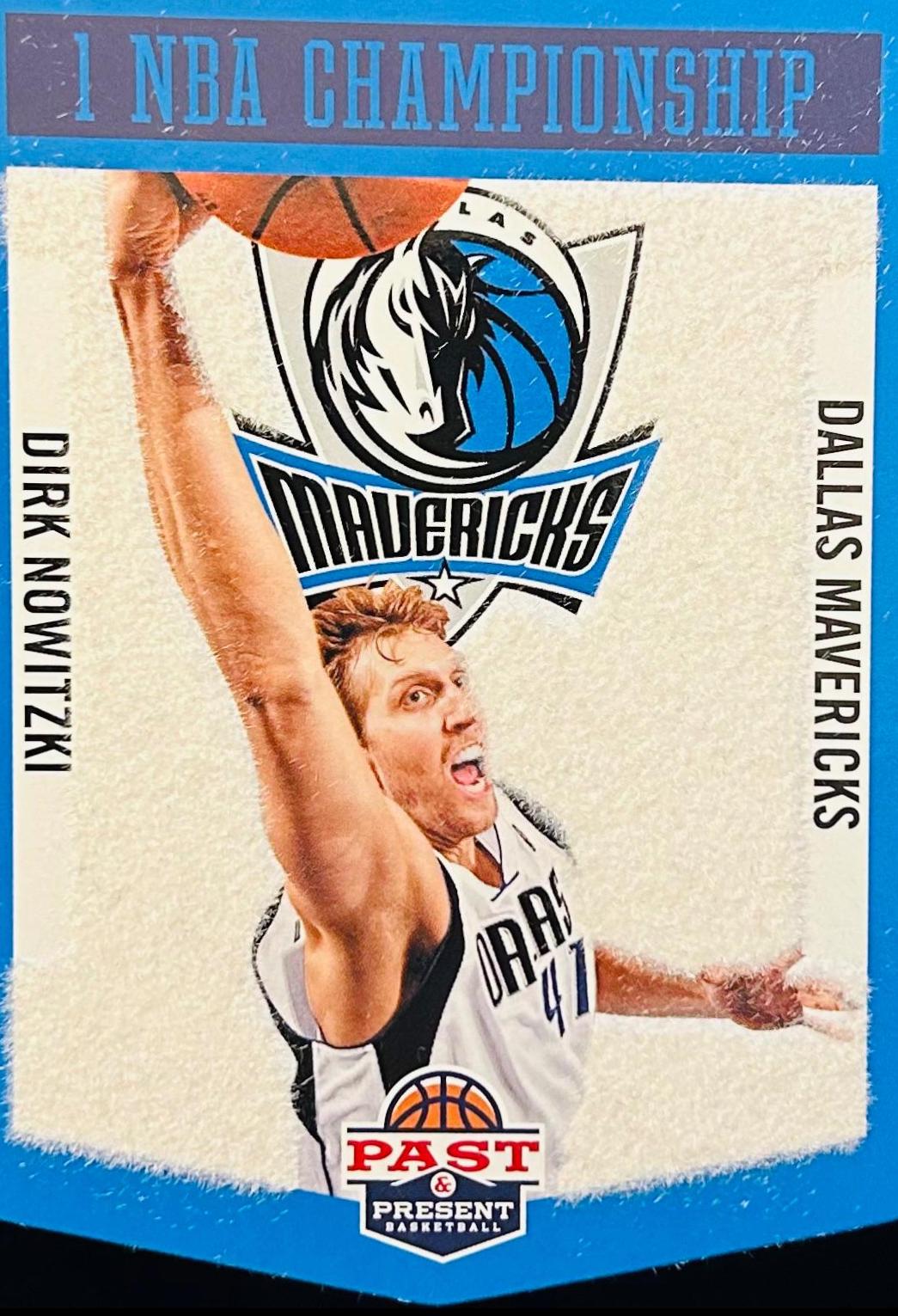 Dirk Nowitski #2 Basketball Cards 2012 Panini Past & Present Championship Banners