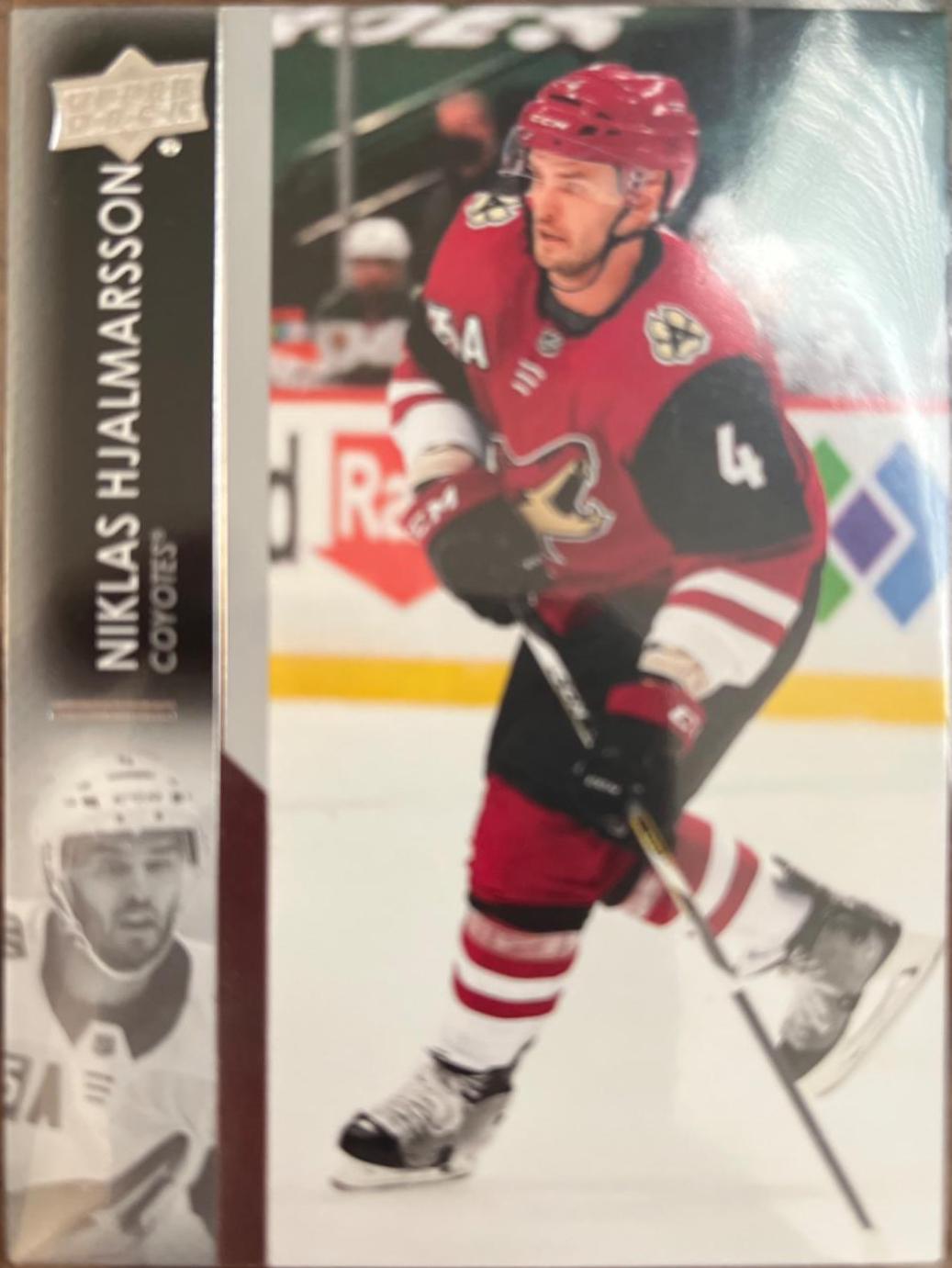 Niklas Hjalmarsson #10 Hockey Cards 2021 Upper Deck