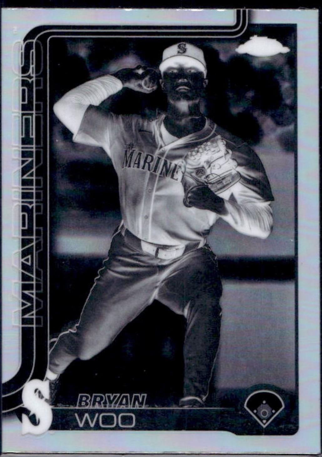 2025 Topps Chrome Update Bryan Woo #USC16 card