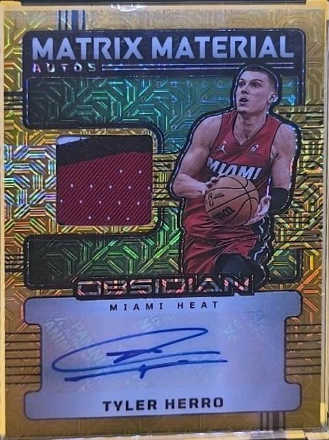 Tyler Herro [Electric Etch Gold Flood] #MM-HRO