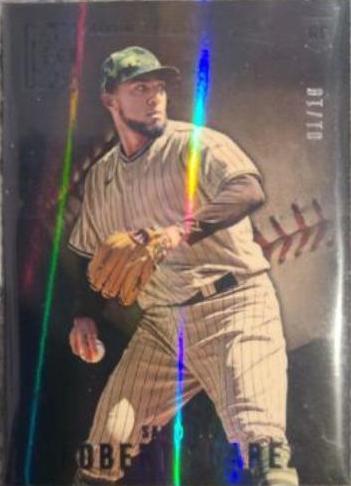 Robert Suarez [Autograph] #45