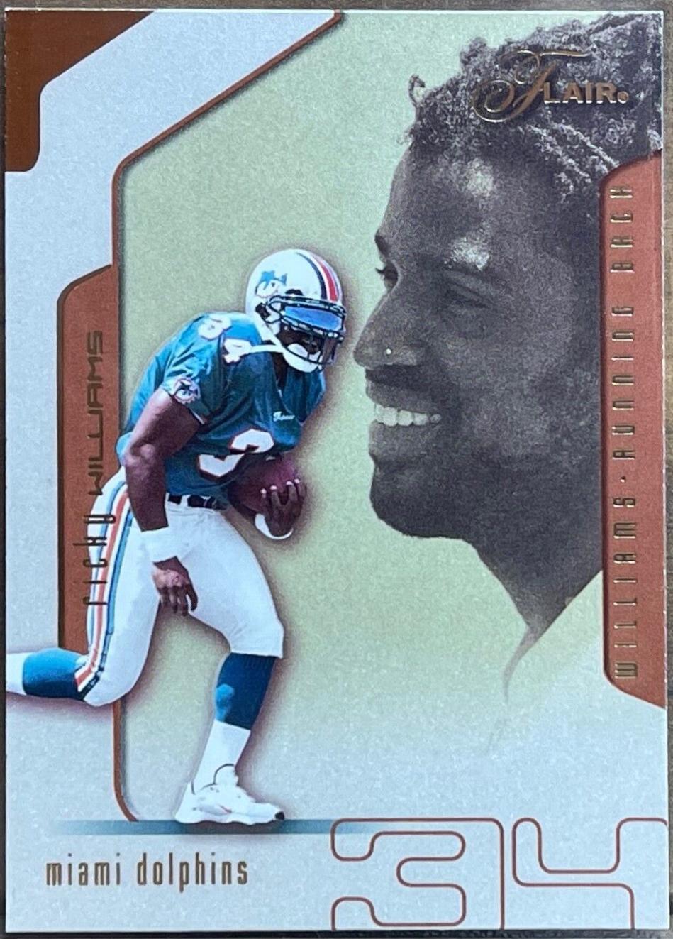 Ricky Williams #11 Football Cards 2002 Flair